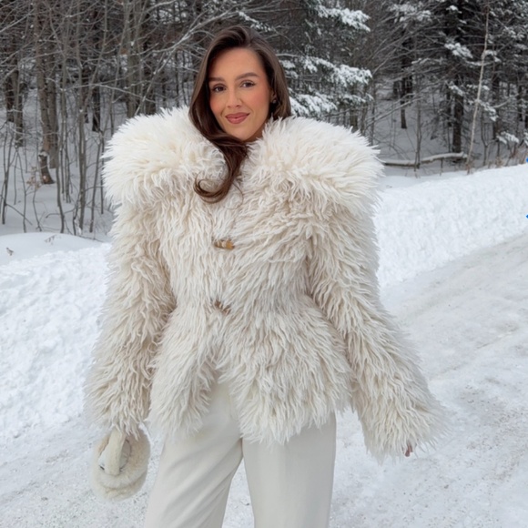 Helsa Jackets & Blazers - Helsa Faux Shearling Fur Jacket in Ivory